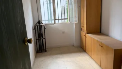 Apartment on Guadalcanal Street photo 11