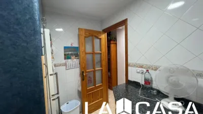Apartment on Juan Sebastián Elcano Street photo 16