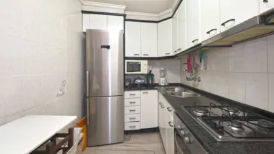 Piso en Hospitalet de Llobregat. photo 10