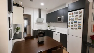 Apartment in Cornellà de Llobregat photo 3