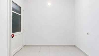 Apartment in Barcelona photo 12