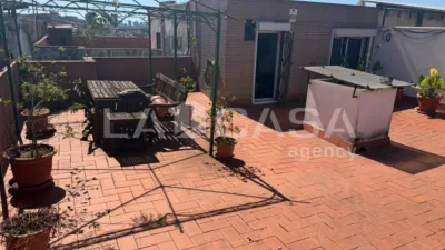 Penthouse in Santa Coloma de Gramenet photo 4