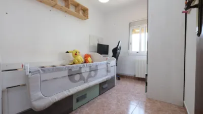 Apartment in Ciutat Meridiana photo 20