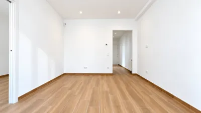 Piso en Carrer de València photo 3