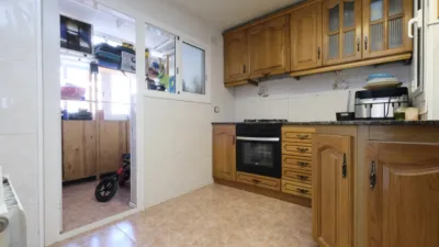 Apartment in Ciutat Meridiana photo 14