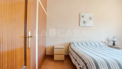 Apartment on Carrer del Maresme photo 20