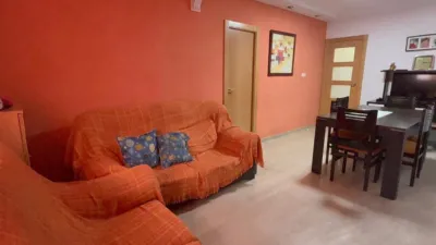 Apartment in Cornellà de Llobregat photo 3