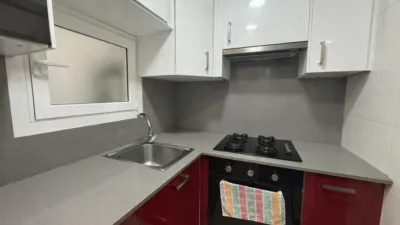 Apartment in Cornellà de Llobregat photo 5
