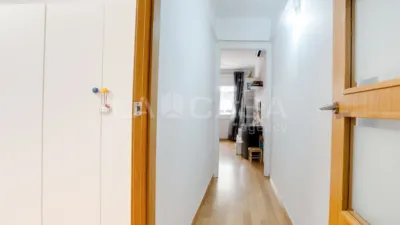 Piso en venta en Carrer de l'Hortal, cerca de Carrer del Santuari, El Carmel (Distrito Horta-Guinardó. Barcelona Capital) de 225.000 €
