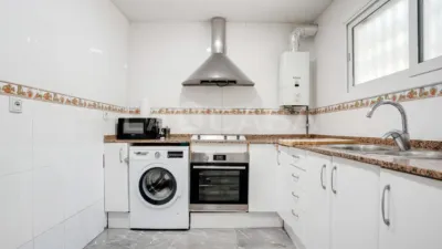 Semi-detached house in Barcelona photo 10