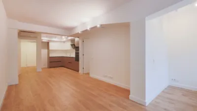 Apartment in La Bordeta photo 6