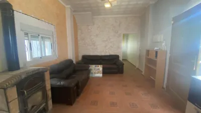 House in the Center photo 3