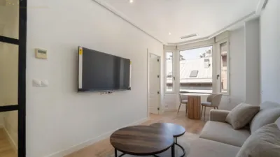 Apartment in Salamanca District photo 17