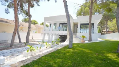 Chalet in Los Balcones photo 2