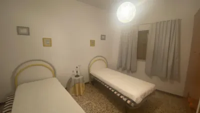 House in the Centre photo 6