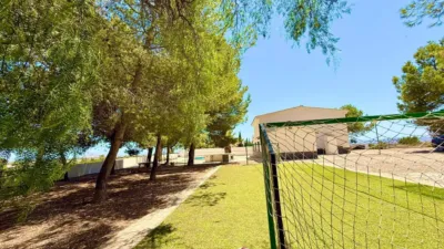 Rustic finca on Calle Valle del Sol, No. S/N photo 17