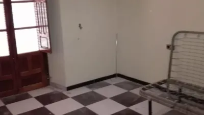 House in the Town Hall area photo 9