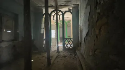 House in the Centre photo 11
