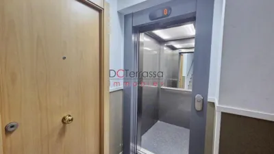 Piso en venta en Cementiri Vell, Cementiri Vell (Distrito Vallparadís-Escoles. Terrassa) de 118.000 €