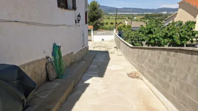 Chalet en venta en Carrer del Bosc, 14, Camí del Molí (Albinyana) de 230.000 €