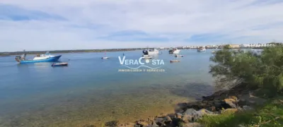 Local comercial en venta en Avenida Parque, Isla Cristina de 24.000 €