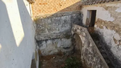 House in Centre photo 10