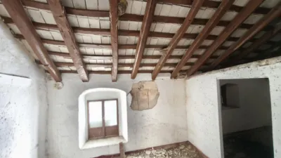 House in Centre photo 35