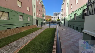 Apartment in Fuentebravia photo 3