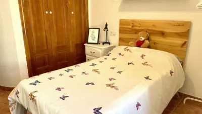 Penthouse on Calle de la Meca photo 17