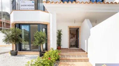 House on Carrer Dinamarca, no. s/n photo 28