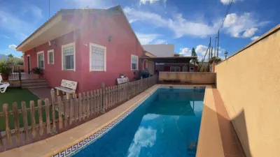 Chalet on Calle del Chopo, No. s/n photo 5