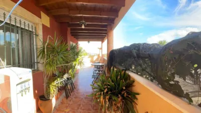 Chalet on Calle del Chopo, No. s/n photo 3