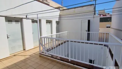 Flat on Calle Febles Campos photo 25