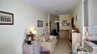 Flat on Calle Febles Campos photo 2