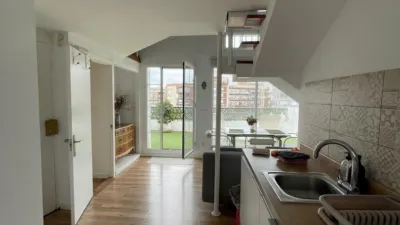 Penthouse on Carrer de Donoso Cortés photo 6