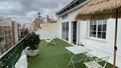 Penthouse on Carrer de Donoso Cortés photo 3