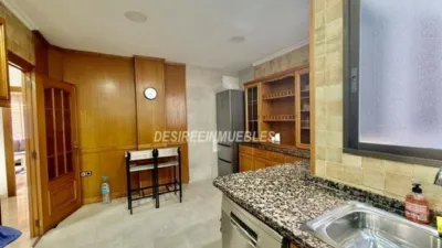 Apartment on Carrer de la Llanterna photo 17