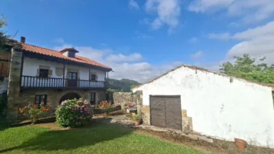 House on Camino de Gargollo Street photo 3