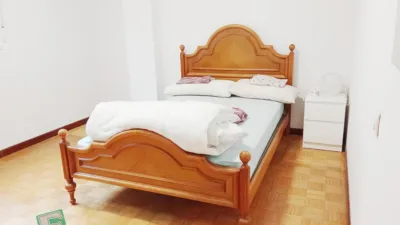 Piso en alquiler en Calle de Fuertes Acevedo, cerca de Calle del Catedrático Rodrigo Uría, Buenavista-El Cristo (Oviedo) de 900 €<span>/mes</span>