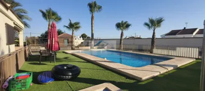 Chalet in Campillo photo 2