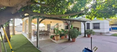 Chalet in Campillo photo 9