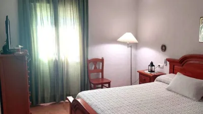 Chalet in Pinar de los Guisos photo 7