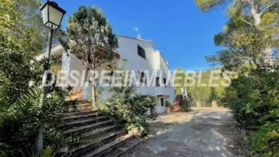 Chalet on Carrer de la Carrasca photo 16