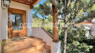 Chalet on Carrer de la Carrasca photo 6