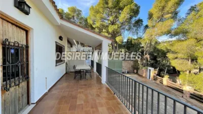 Chalet on Carrer de la Carrasca photo 12