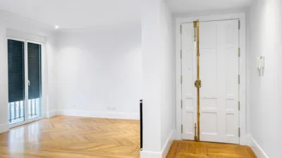 Piso en alquiler en Calle de Maudes, 8, cerca de Calle de Santa Engracia, Río Rosas (Distrito Chamberí. Madrid Capital) de 4.000 €<span>/mes</span>