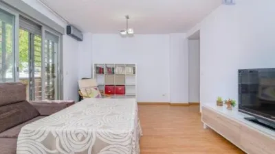 Apartment on Calle de Circunvalación, 17 photo 2