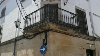 House in Centre photo 4