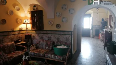 House in Centre photo 17
