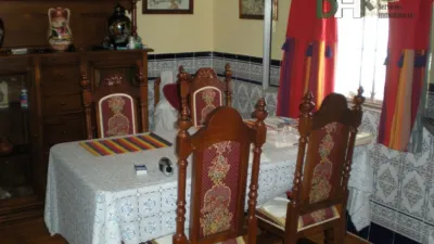 House on El Berrial Street photo 9